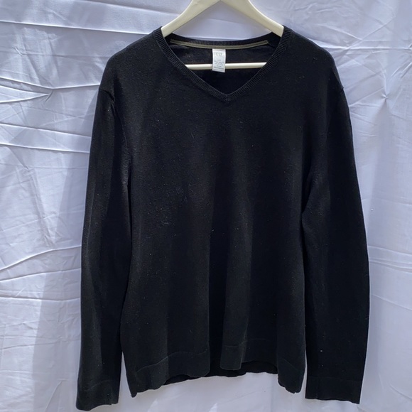 2/$45 men's gap sweater deal! - Picture 2 of 10